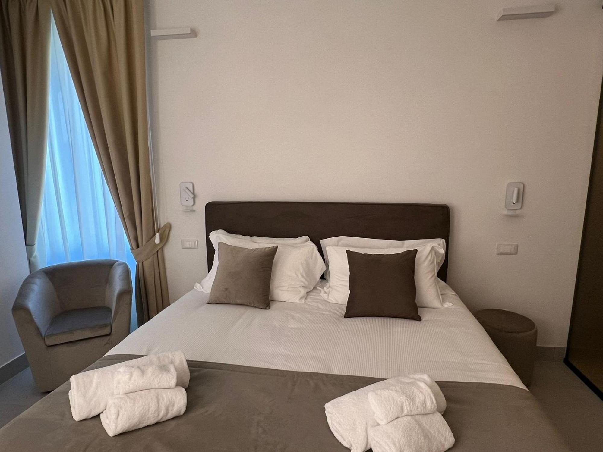 רומא Cicerone'S Luxury Suites מראה חיצוני תמונה
