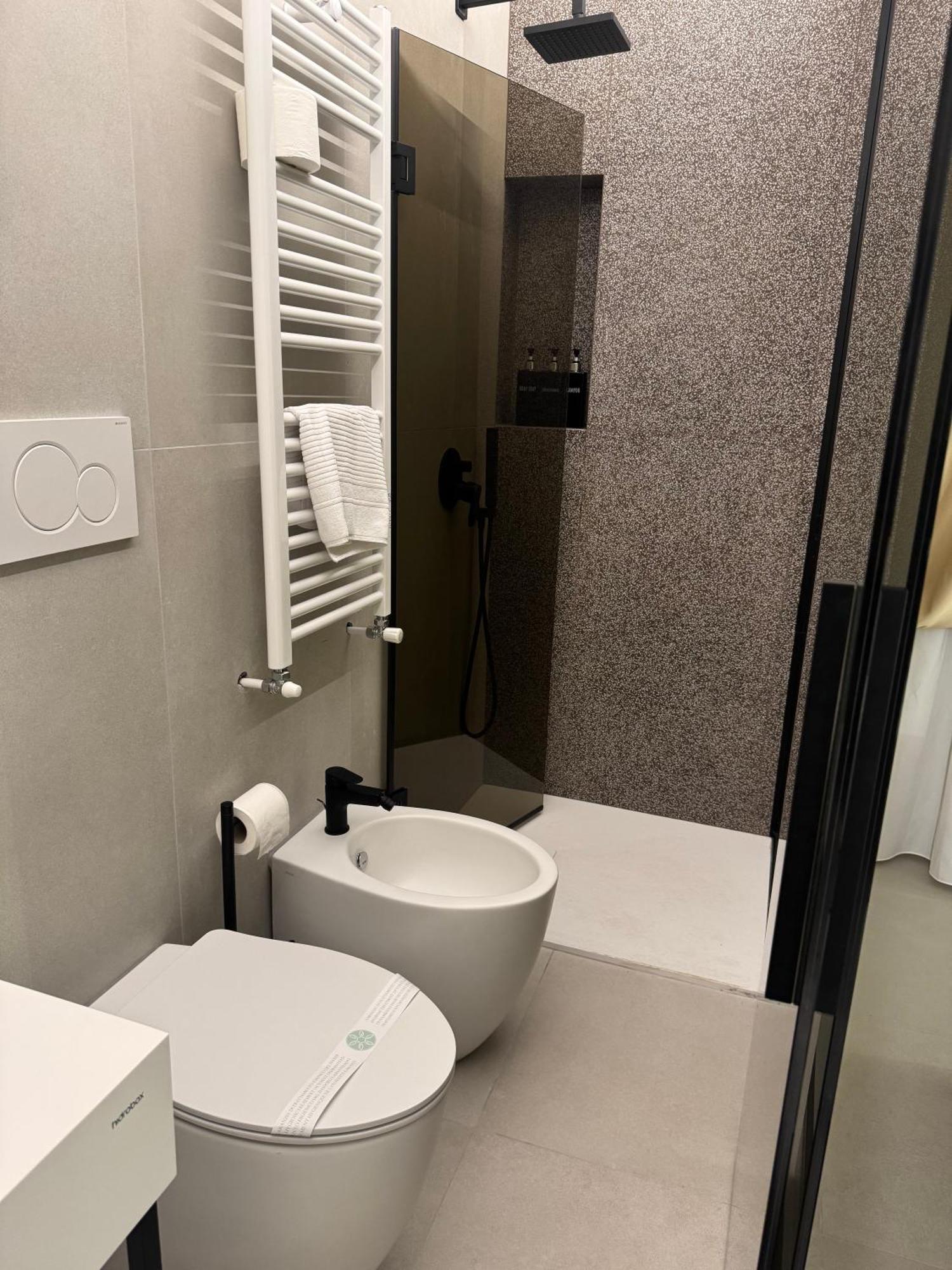 רומא Cicerone'S Luxury Suites מראה חיצוני תמונה
