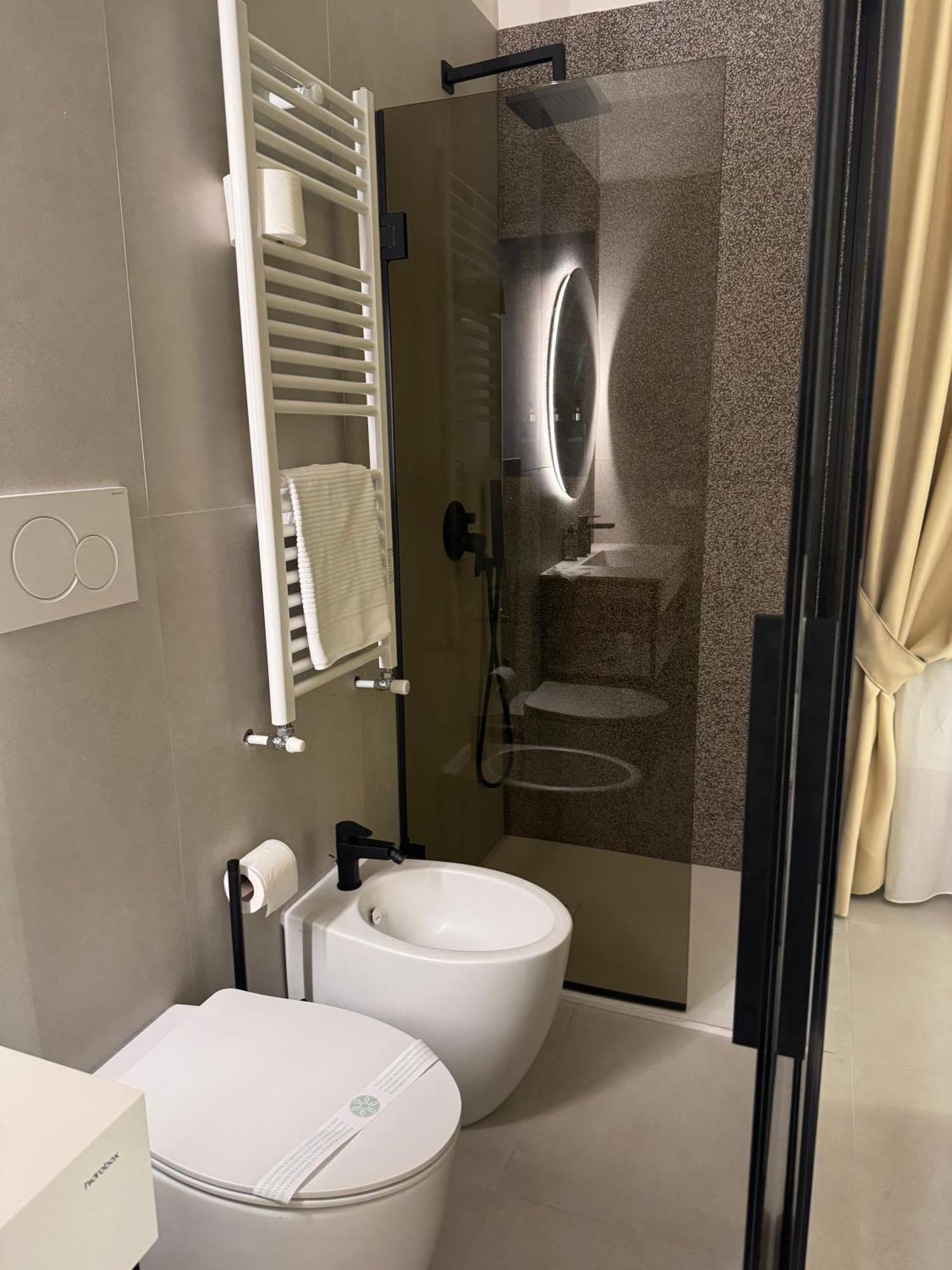 רומא Cicerone'S Luxury Suites מראה חיצוני תמונה